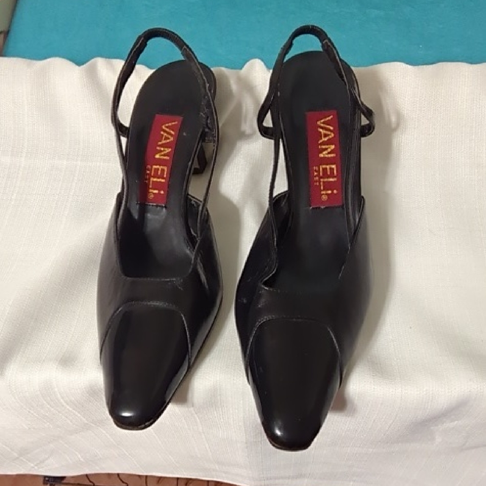 Vaneli Black Leather Slingback Mid Heels